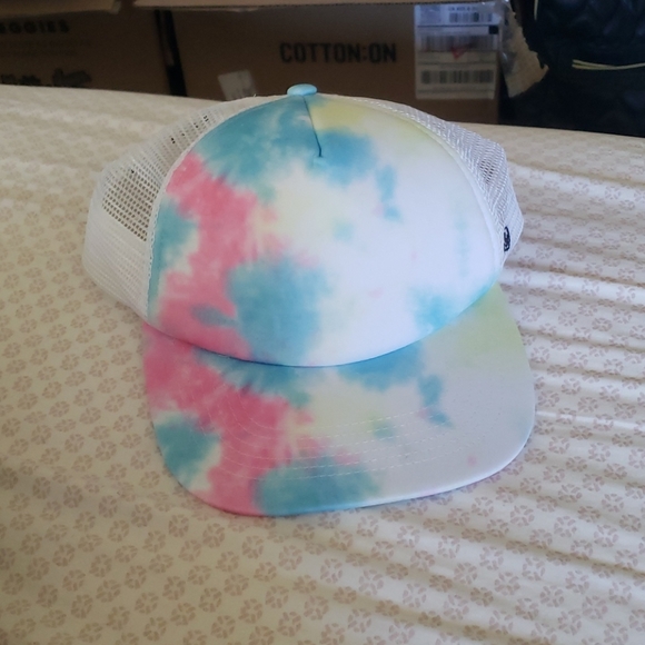 Neff Accessories - Neff Tie Dye Snapback